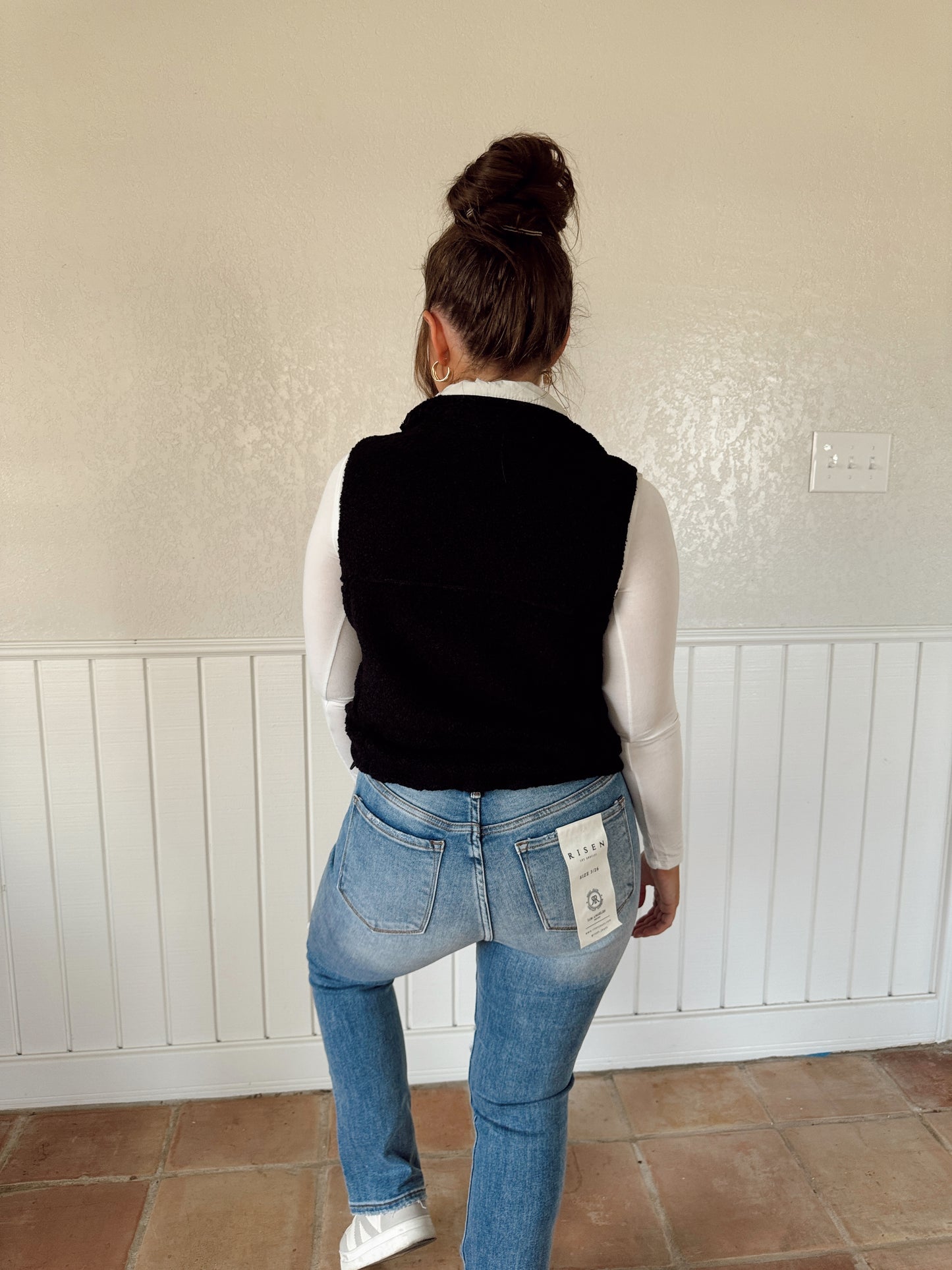 Sherpa Reversible Vest - Multiple Colors - The Pretty Peach