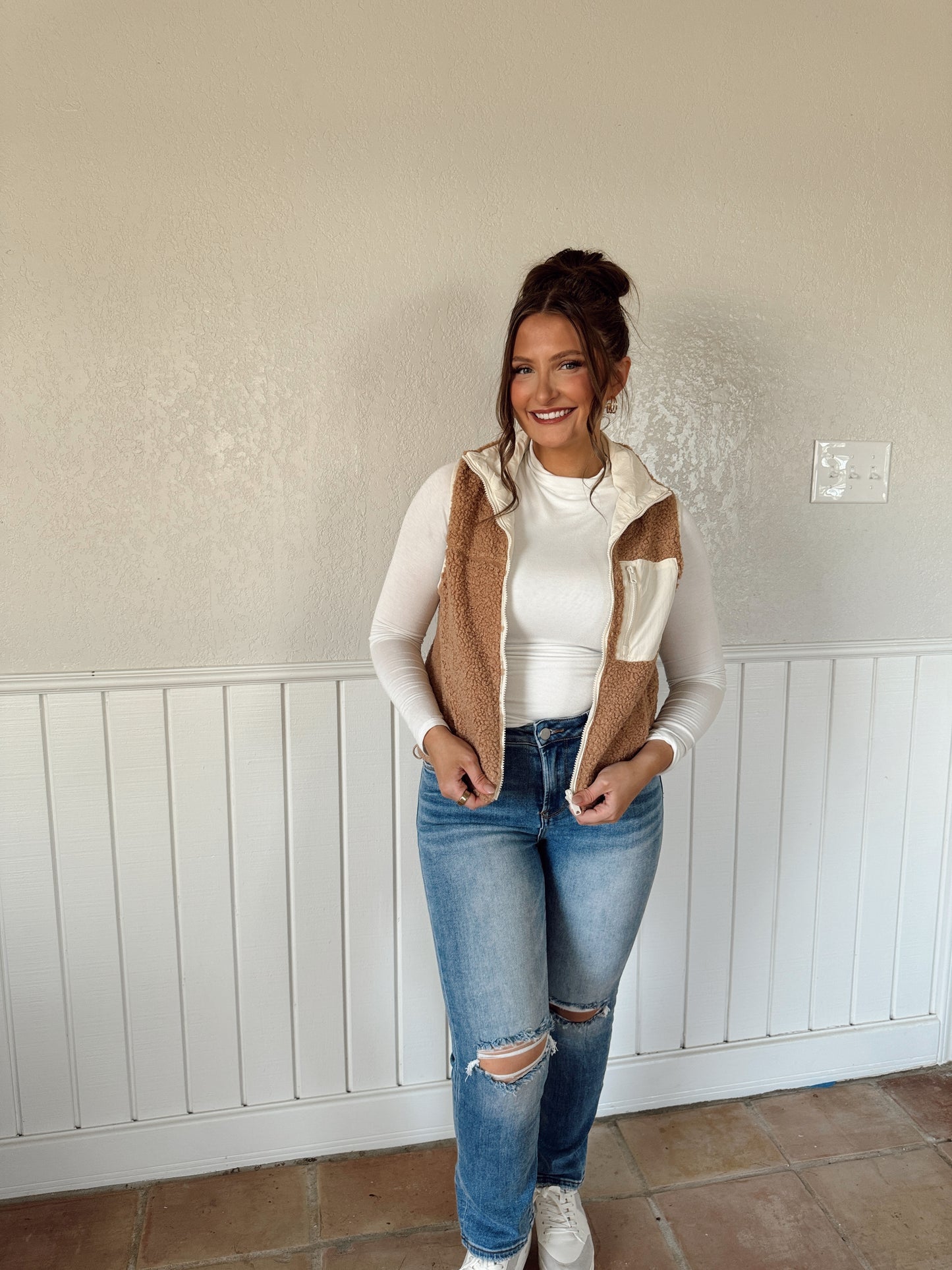 Sherpa Reversible Vest - Multiple Colors - The Pretty Peach