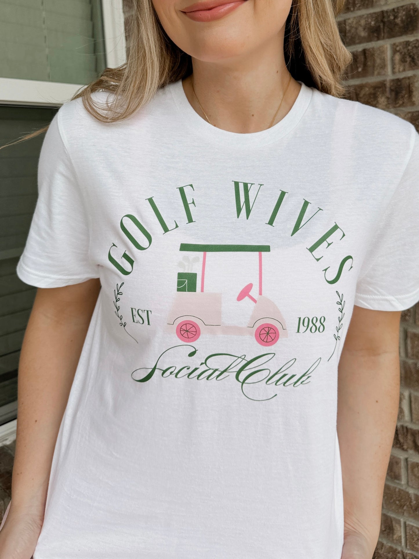 Golf Wives Social Club Graphic Tee - White - The Pretty Peach