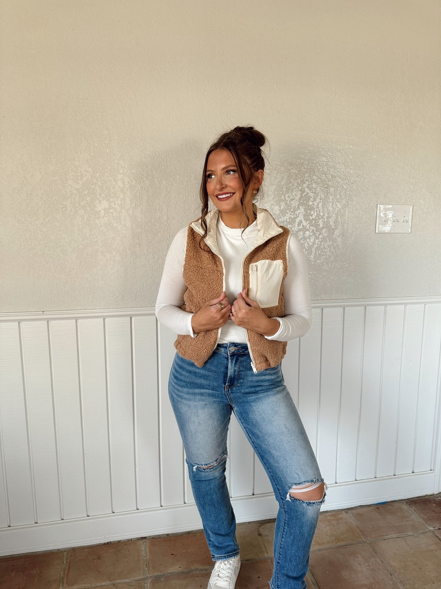 Sherpa Reversible Vest - Multiple Colors - The Pretty Peach