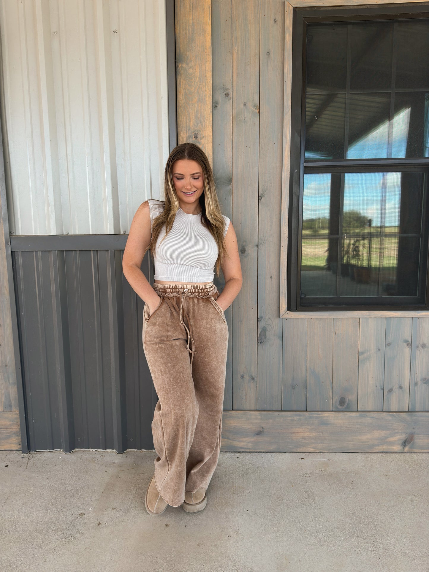 Elliot Acid Wash Palazzo Sweatpants with pockets - Multiple Colors - The Pretty Peach