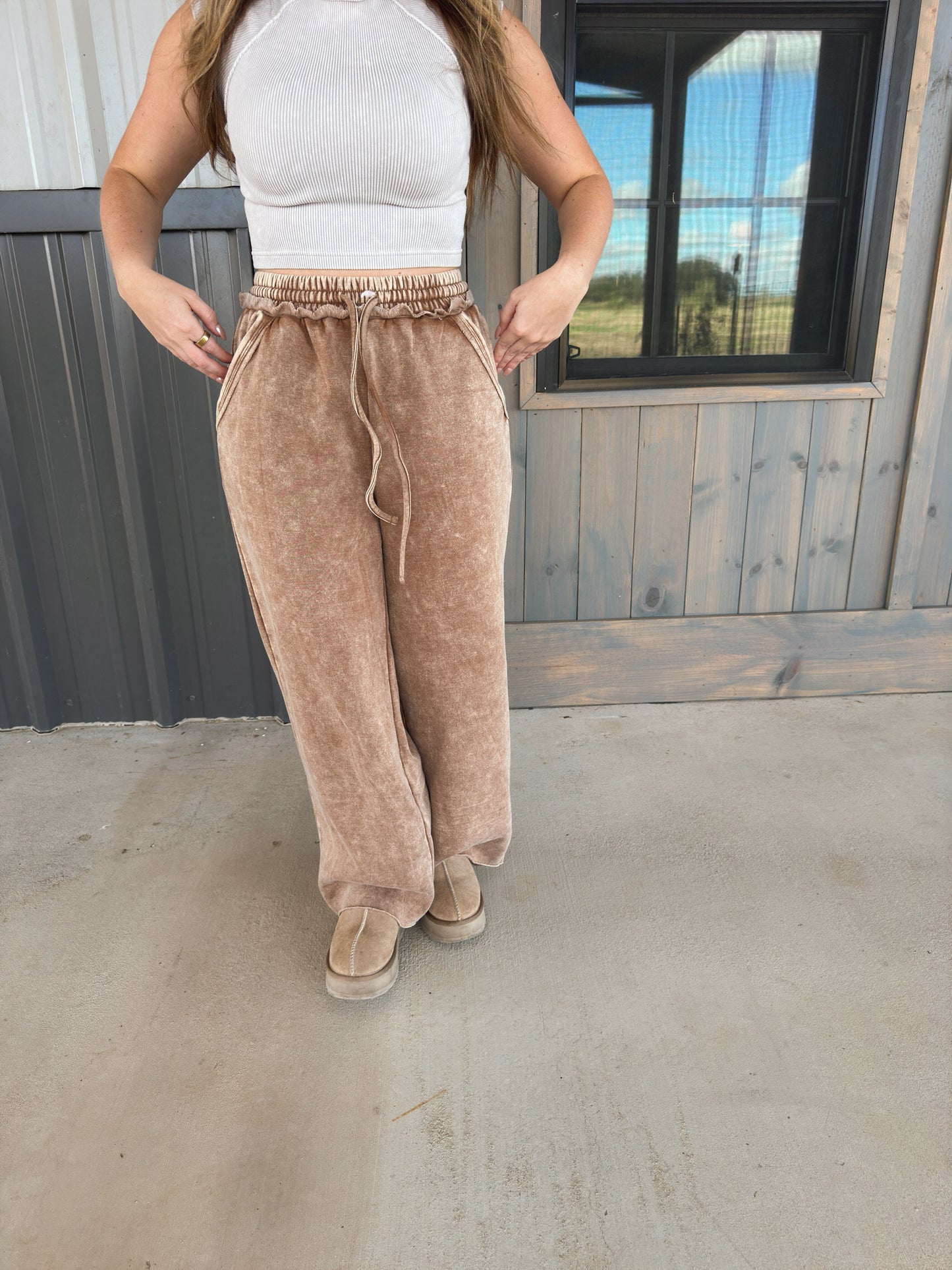 Elliot Acid Wash Palazzo Sweatpants with pockets - Multiple Colors - The Pretty Peach