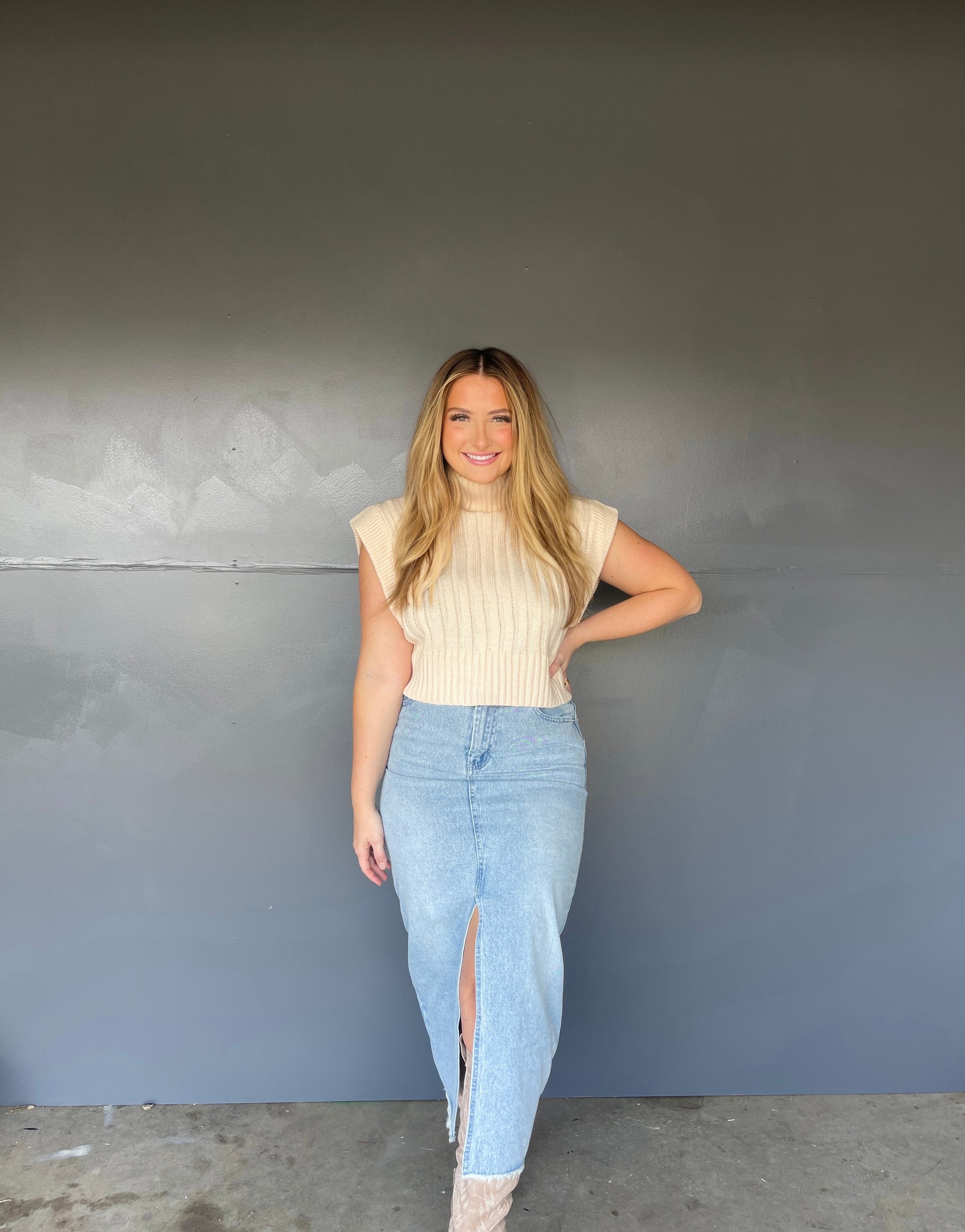 Erica Sweater Vest - Cream - The Pretty Peach