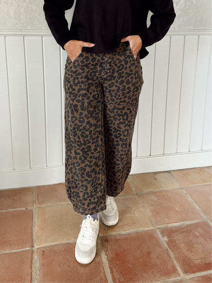 Olivia Leopard Barrel Jeans - Brown