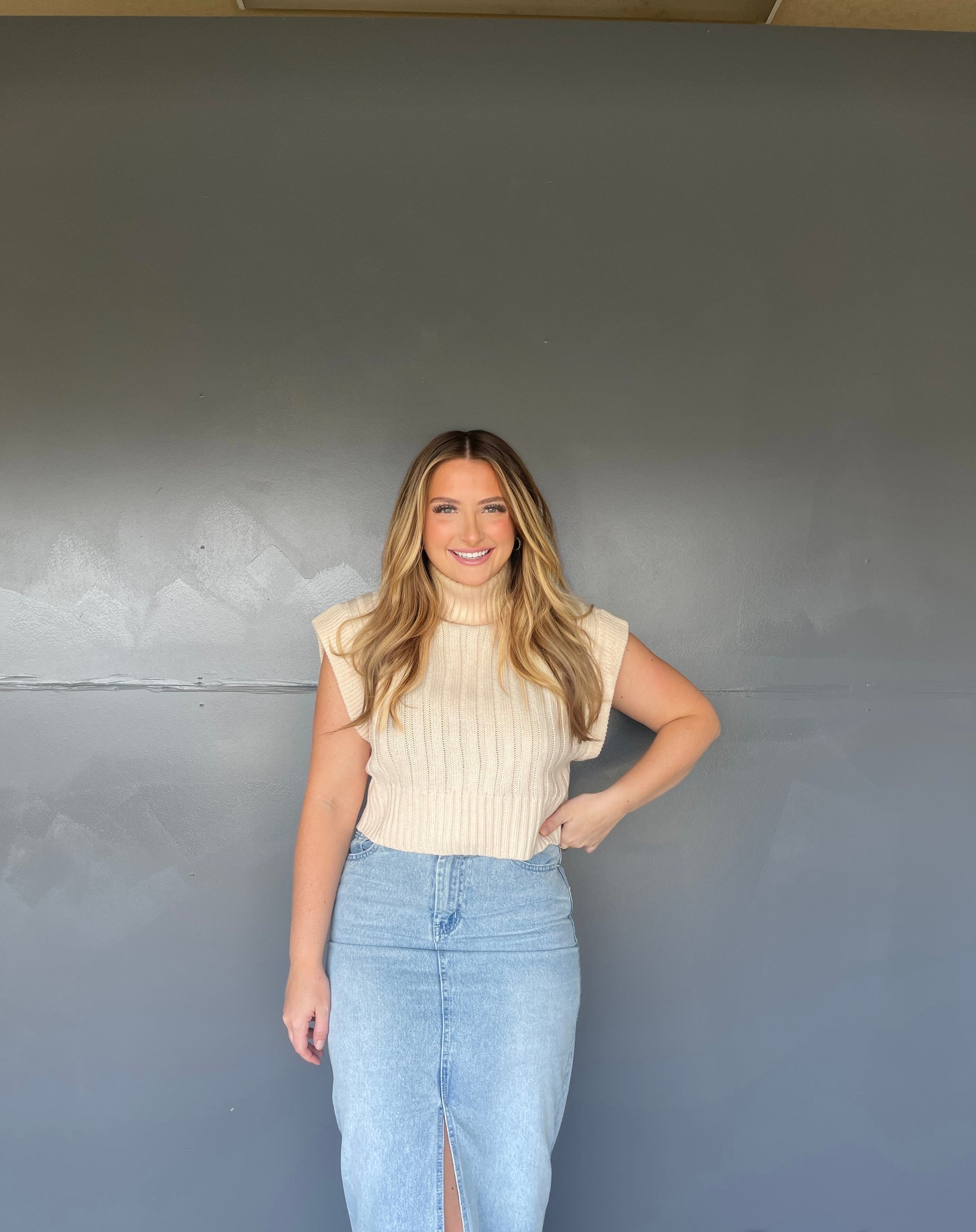 Erica Sweater Vest - Cream - The Pretty Peach