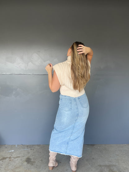 Kailee Denim Midi Skirt - The Pretty Peach