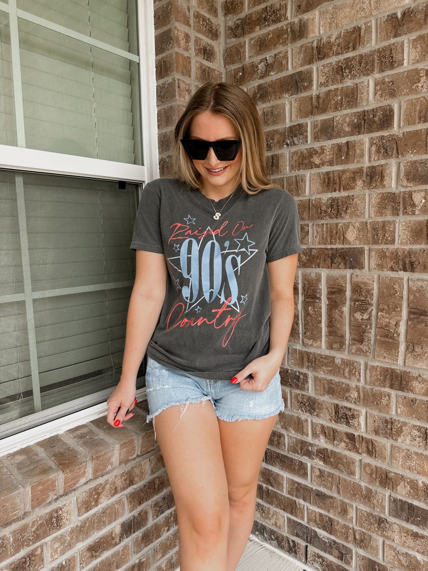 Raised on 90s Country Tee - Ash Black - The Pretty Peach